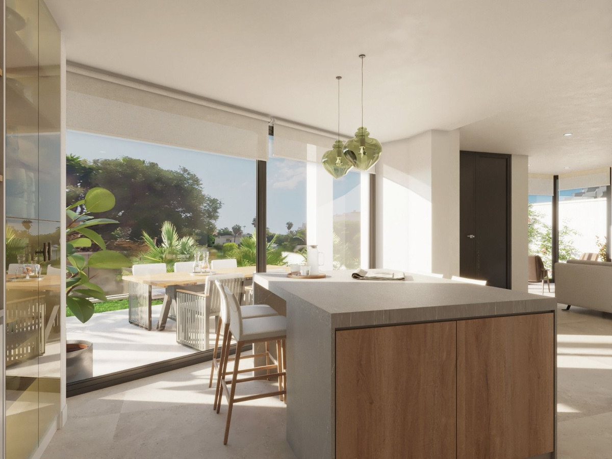 Se vende Villa - Chalet de 3 dormitorios en Costa Del Sol, Málaga, España