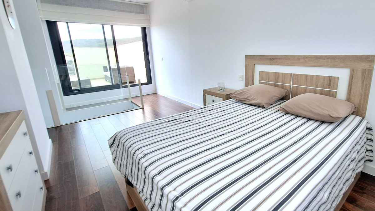 Se vende Pareada de 4 dormitorios en Costa Del Sol, Málaga, España