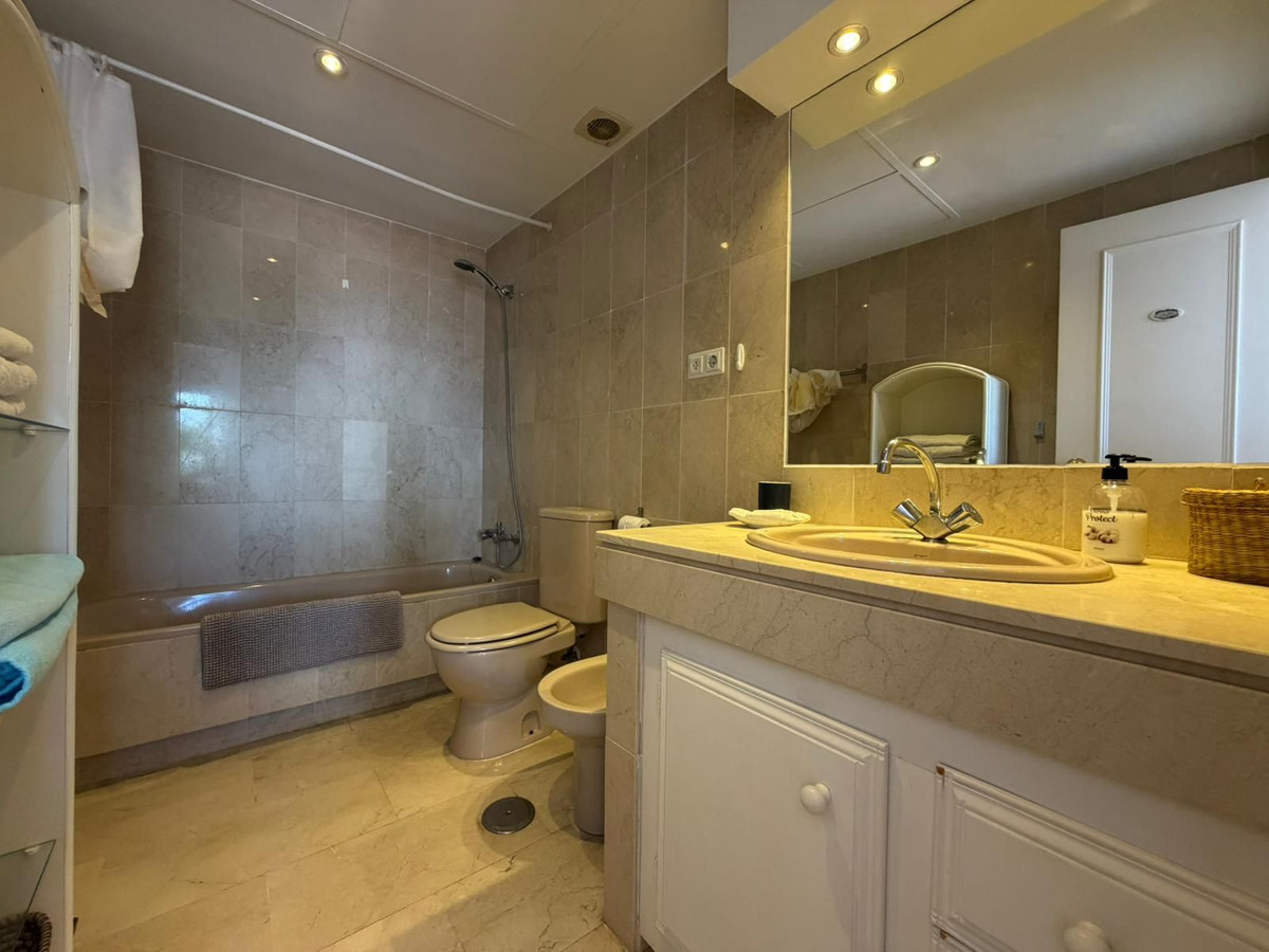 Se vende Ático de 1 dormitorios en Costa Del Sol, Málaga, España