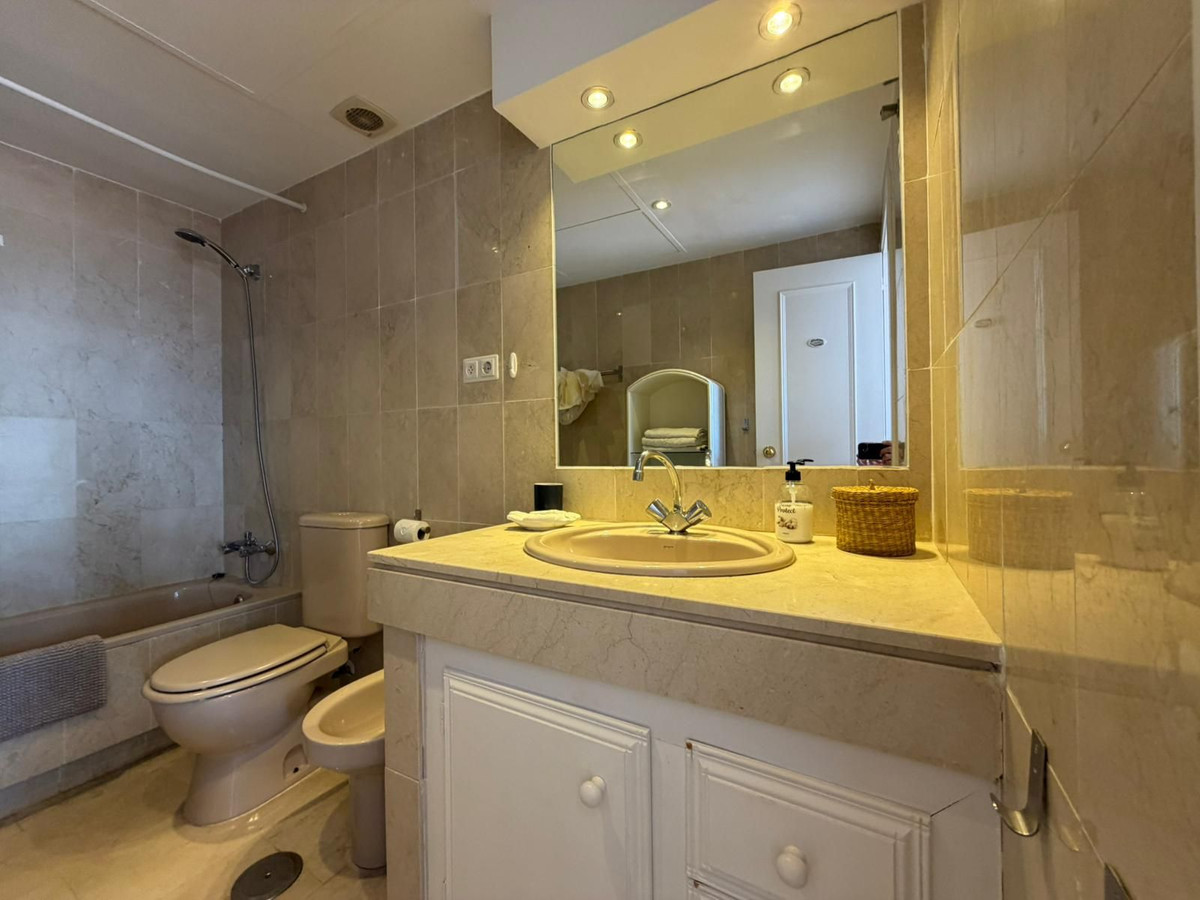 Se vende Ático de 1 dormitorios en Costa Del Sol, Málaga, España