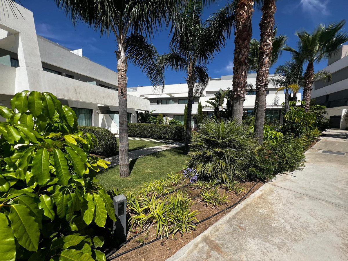 4 Bed Apartment for sale in La Cala De Mijas Costa Del Sol, Málaga, Spain