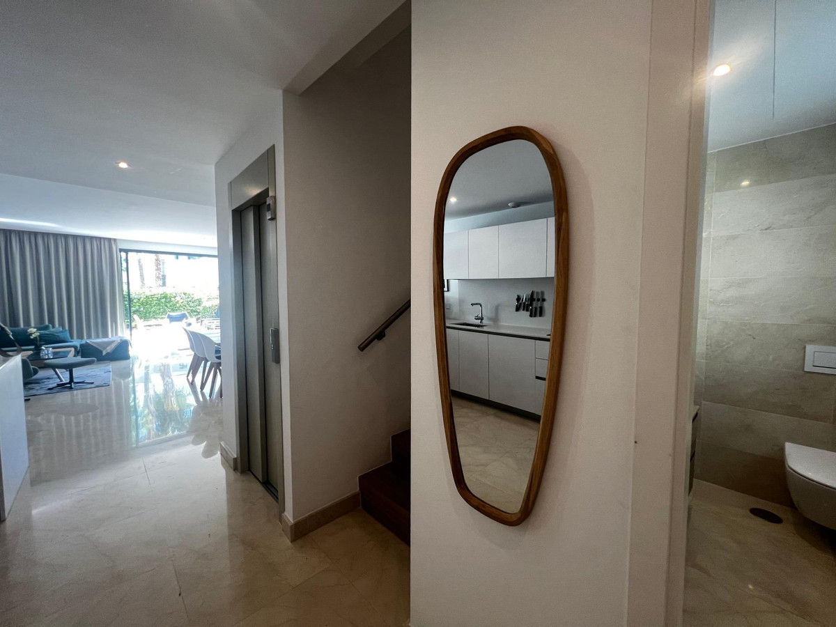 4 Bed Apartment for sale in La Cala De Mijas Costa Del Sol, Málaga, Spain