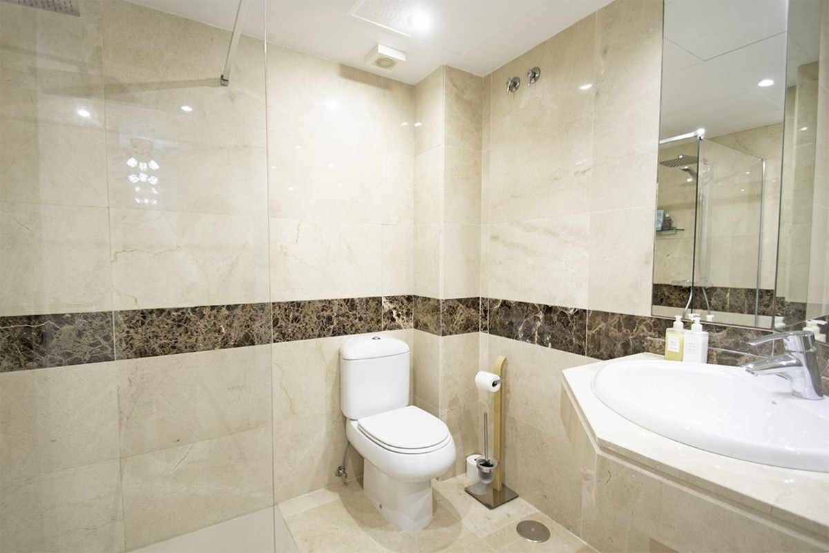 2 Bed Apartment for sale in La Alcaidesa Costa Del Sol, Cádiz, Spain