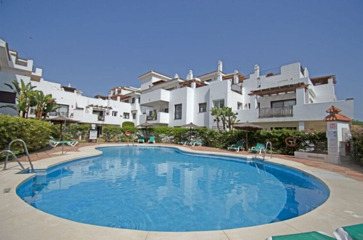 2 Bed Apartment for sale in La Alcaidesa Costa Del Sol, Cádiz, Spain