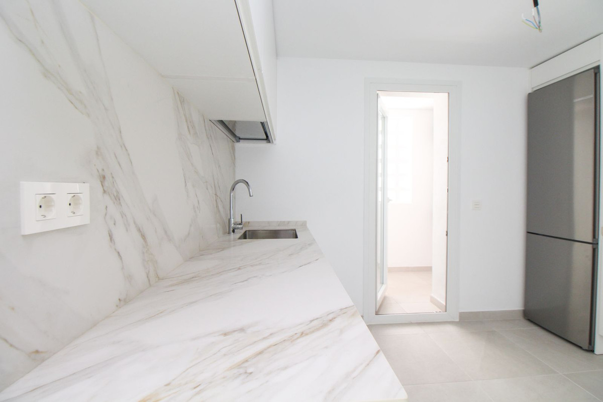 Se vende Apartamento Planta Baja de 2 dormitorios en Costa Del Sol, Málaga, España