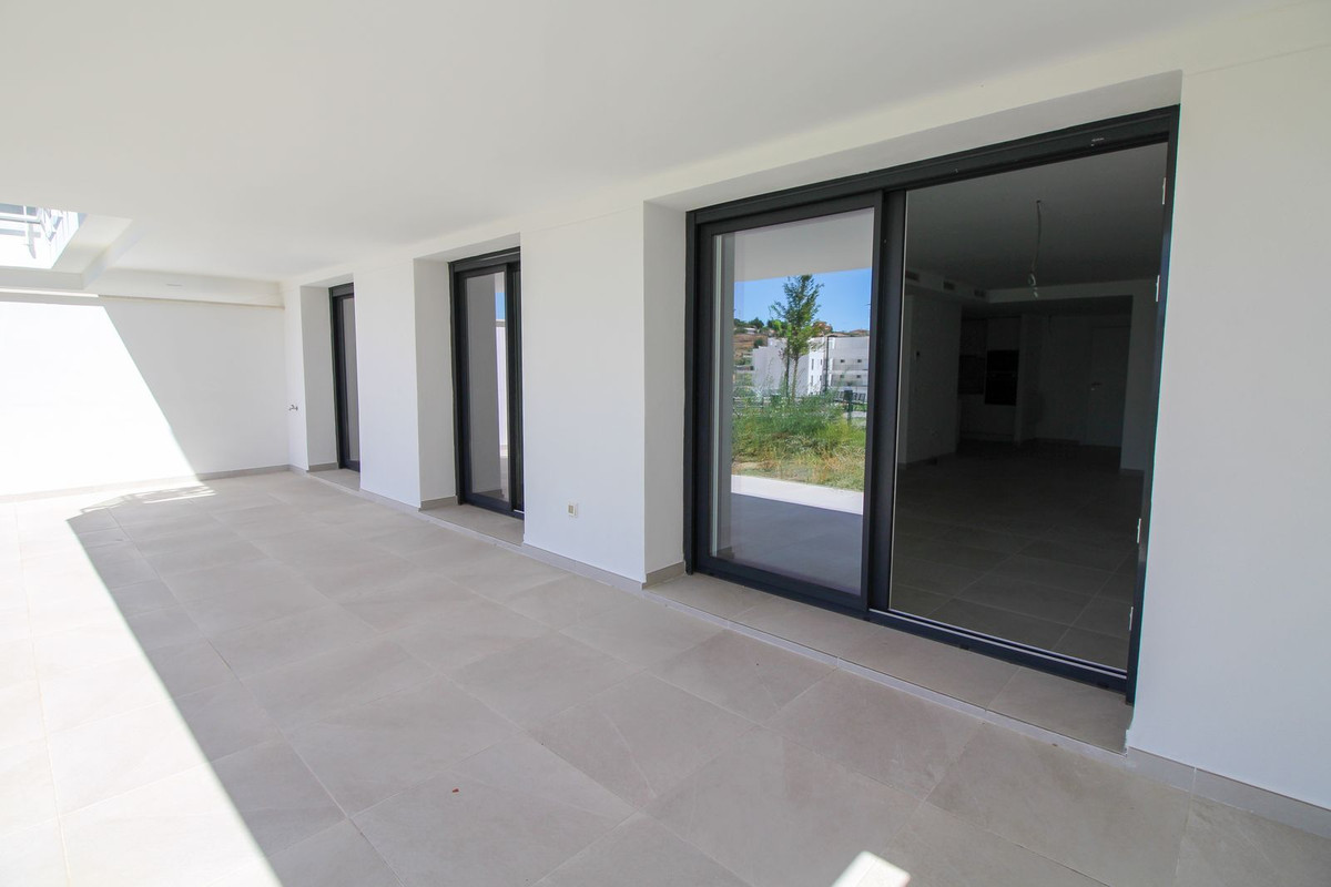 Se vende Apartamento Planta Baja de 2 dormitorios en Costa Del Sol, Málaga, España