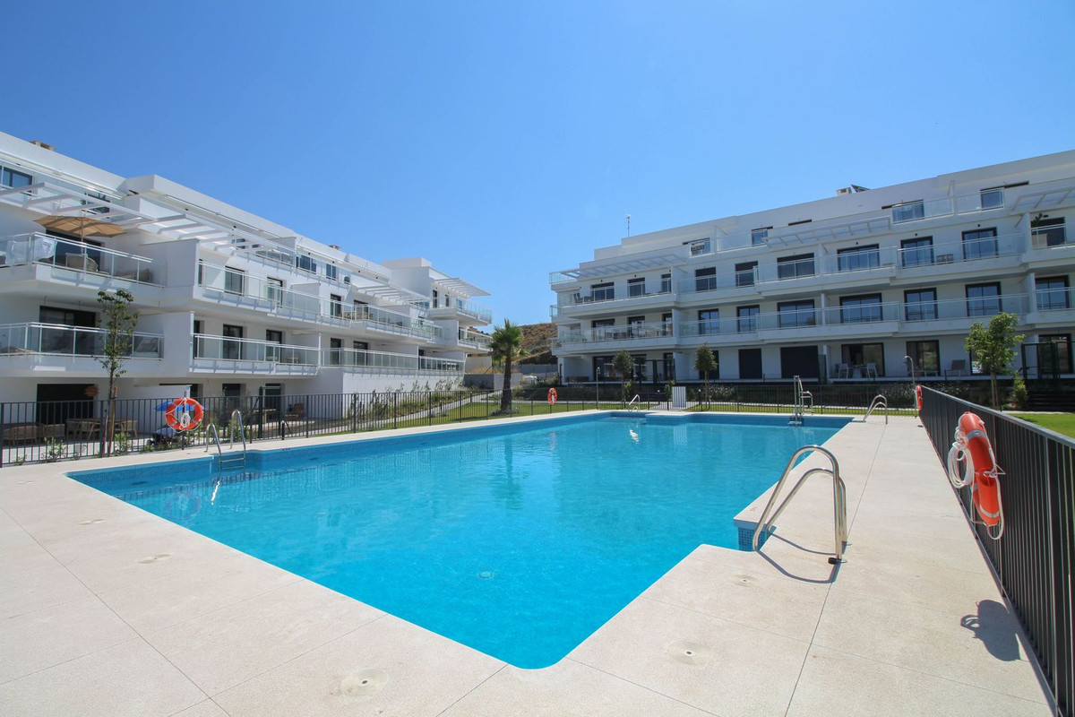 Se vende Apartamento Planta Baja de 2 dormitorios en Costa Del Sol, Málaga, España