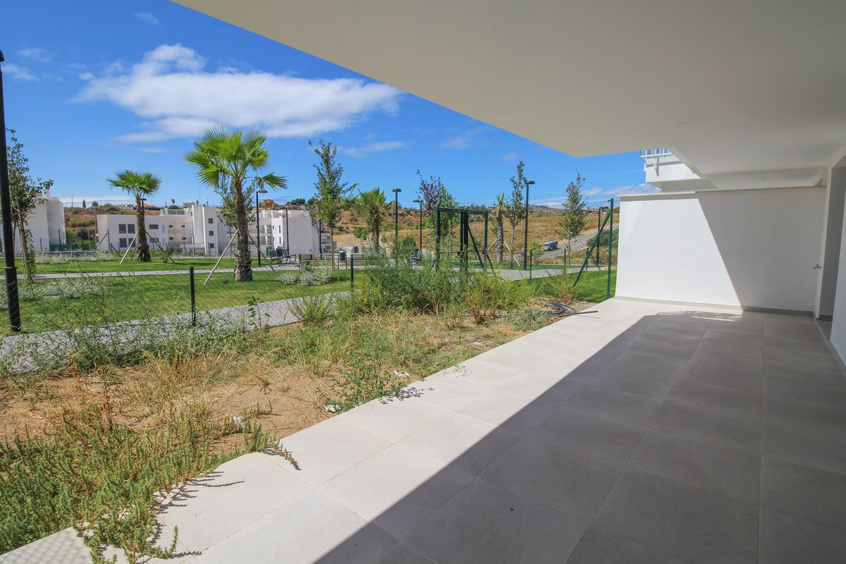Se vende Apartamento Planta Baja de 2 dormitorios en Costa Del Sol, Málaga, España