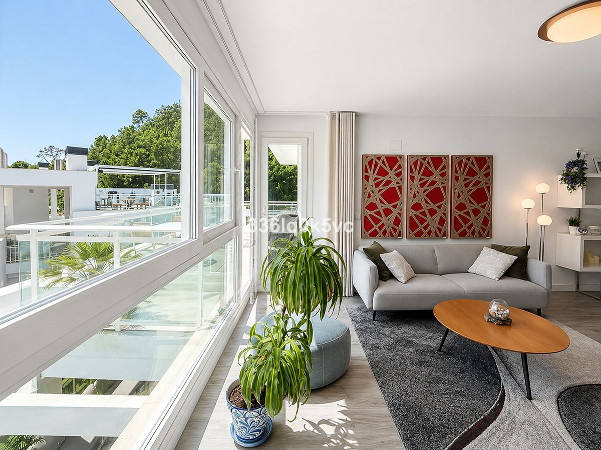 3 Bed Apartment for sale in Benahavís Costa Del Sol, Málaga, Spain