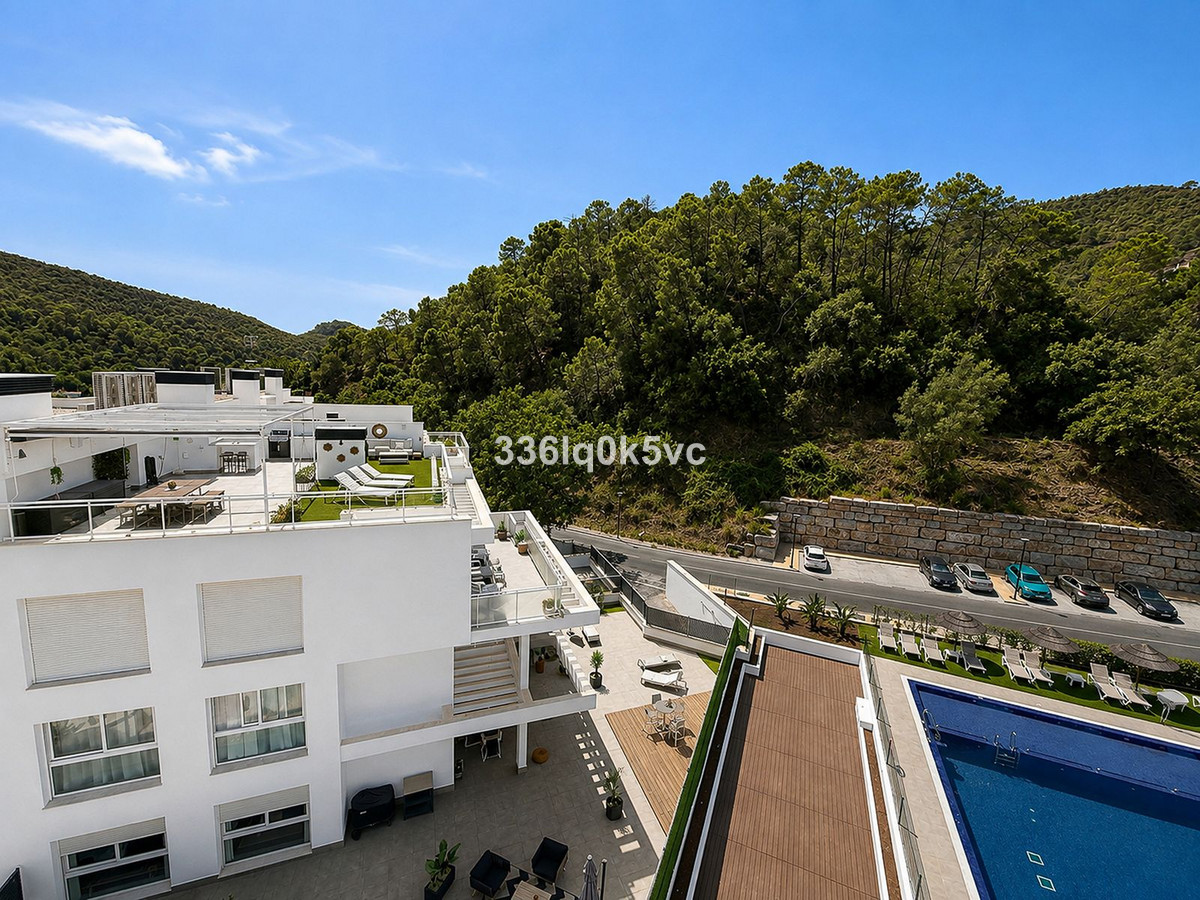 3 Bed Apartment for sale in Benahavís Costa Del Sol, Málaga, Spain