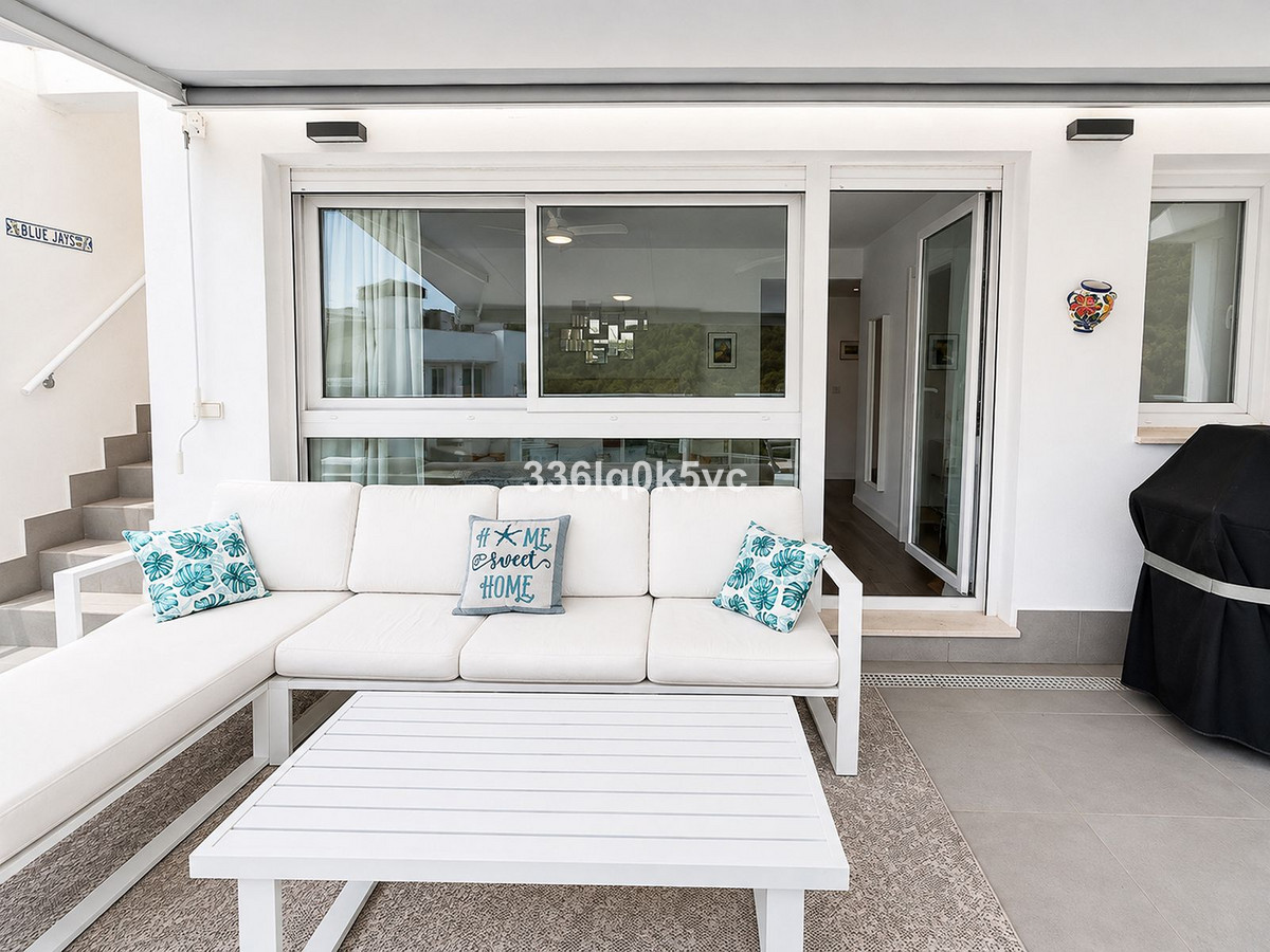 3 Bed Apartment for sale in Benahavís Costa Del Sol, Málaga, Spain