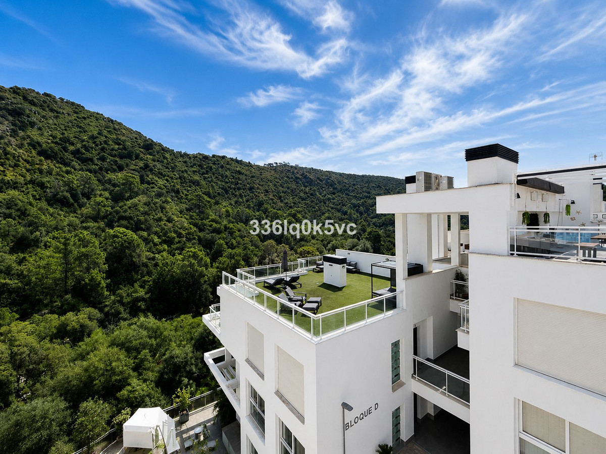 3 Bed Apartment for sale in Benahavís Costa Del Sol, Málaga, Spain