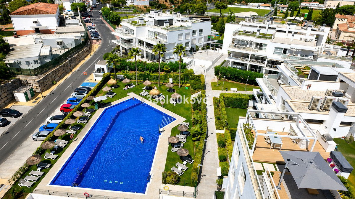 3 Bed Apartment for sale in Benahavís Costa Del Sol, Málaga, Spain