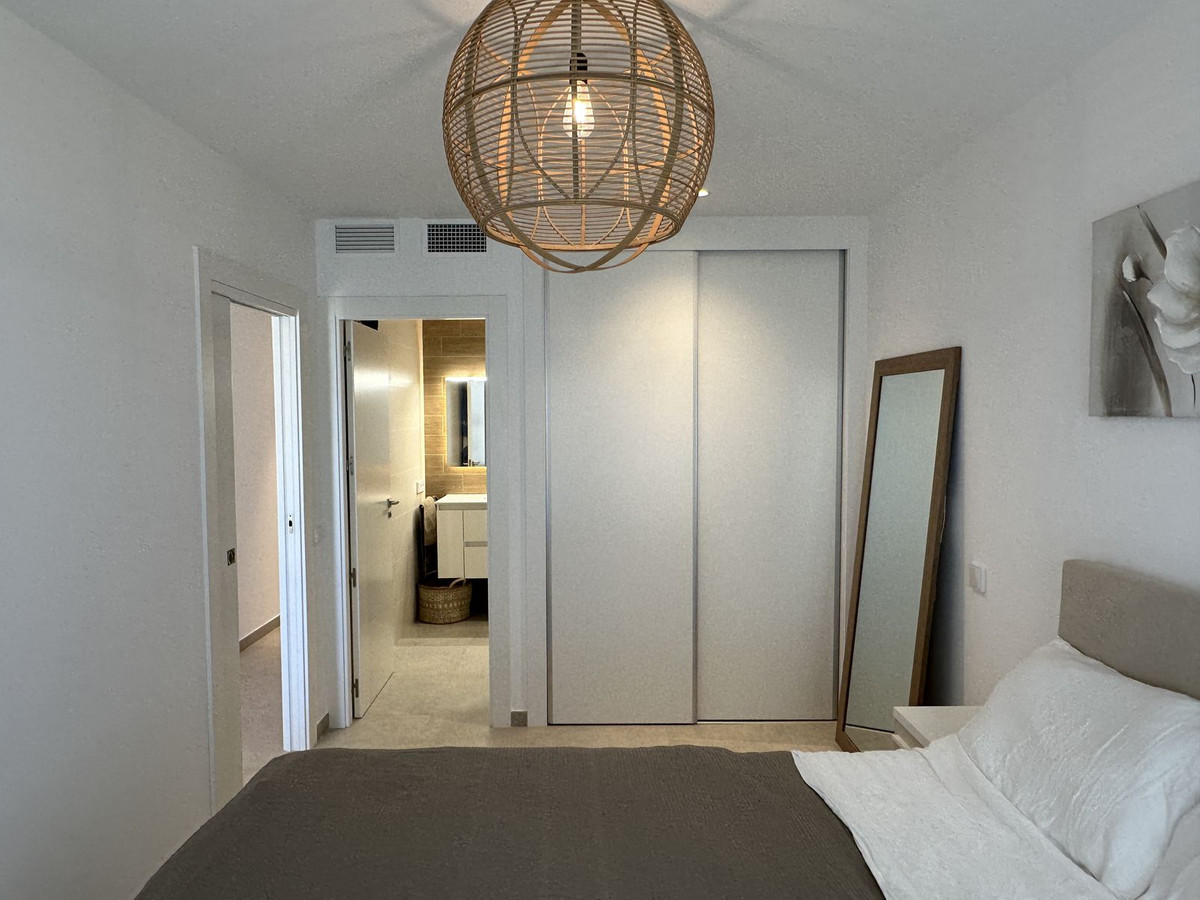 2 Bed Apartment for sale in Gran Alacant Costa Blanca, Alicante, Spain
