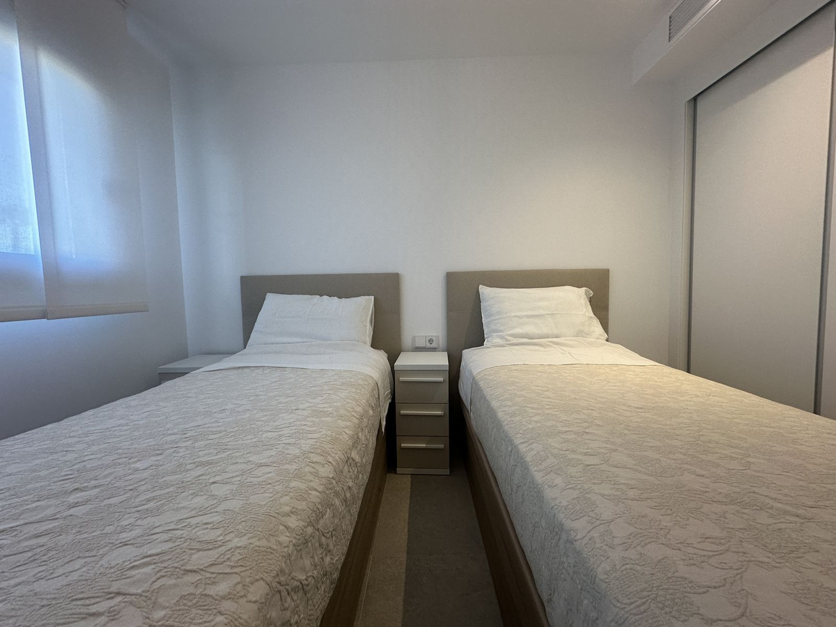 2 Bed Apartment for sale in Gran Alacant Costa Blanca, Alicante, Spain