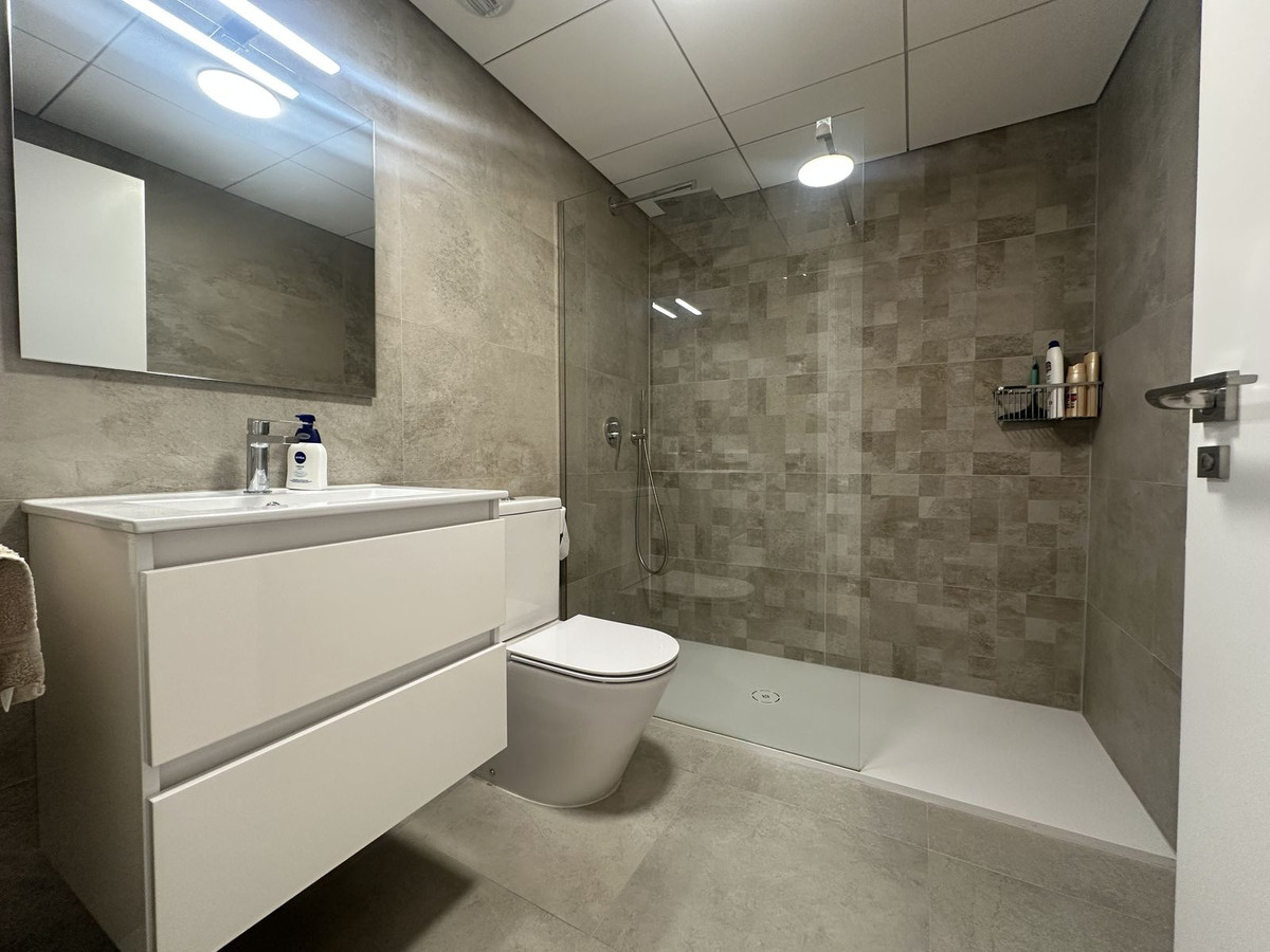 2 Bed Apartment for sale in Gran Alacant Costa Blanca, Alicante, Spain