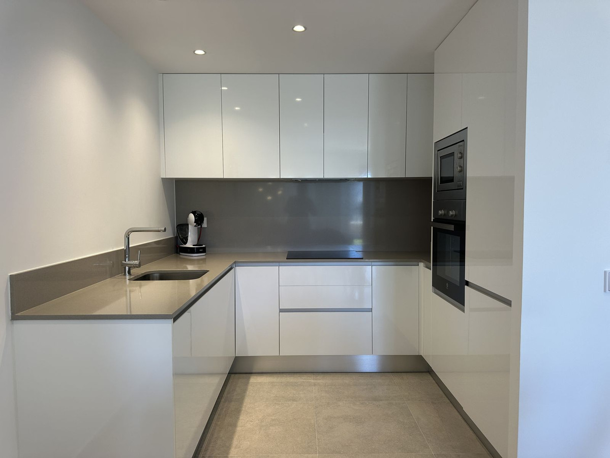2 Bed Apartment for sale in Gran Alacant Costa Blanca, Alicante, Spain