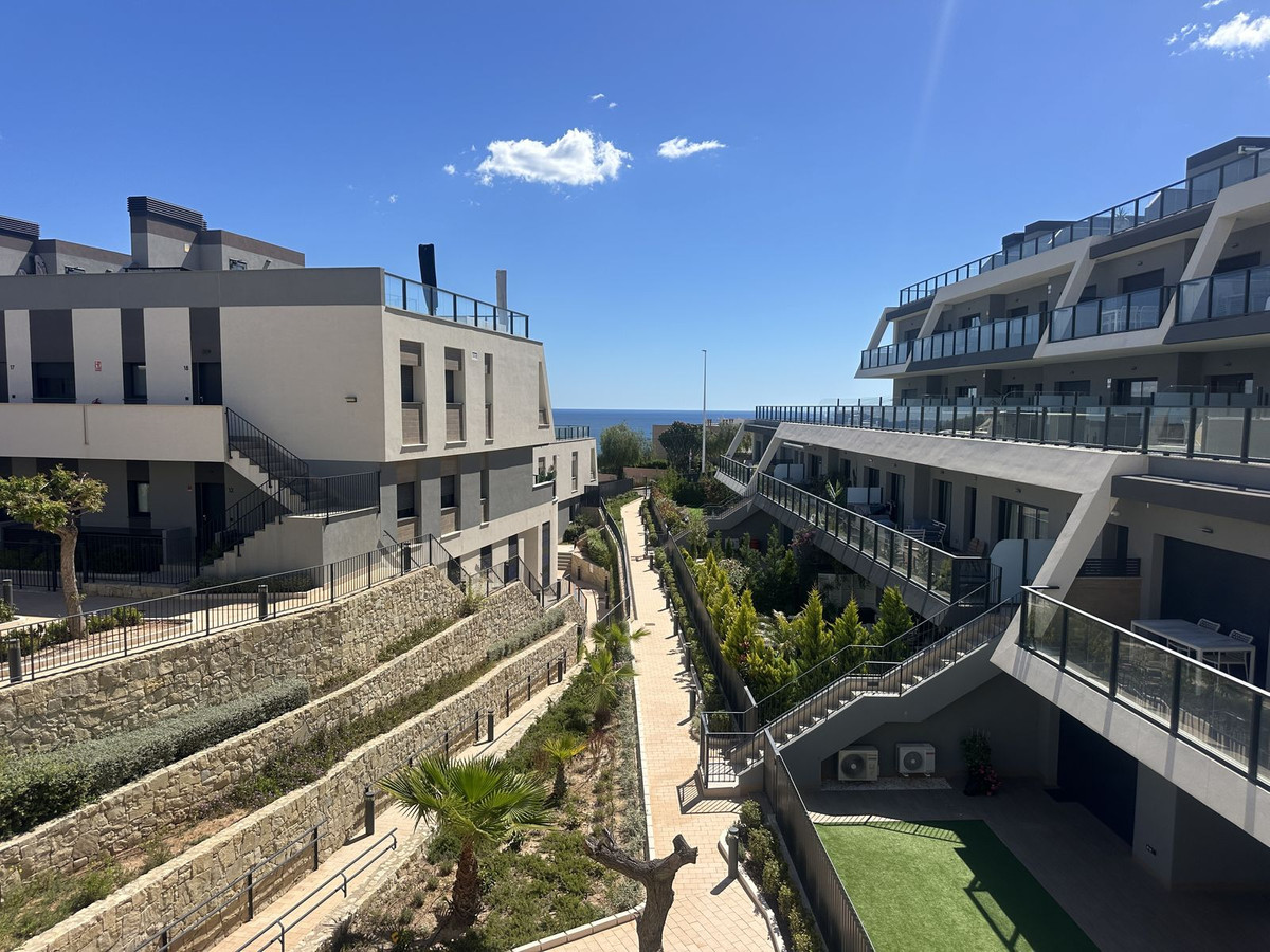 2 Bed Apartment for sale in Gran Alacant Costa Blanca, Alicante, Spain