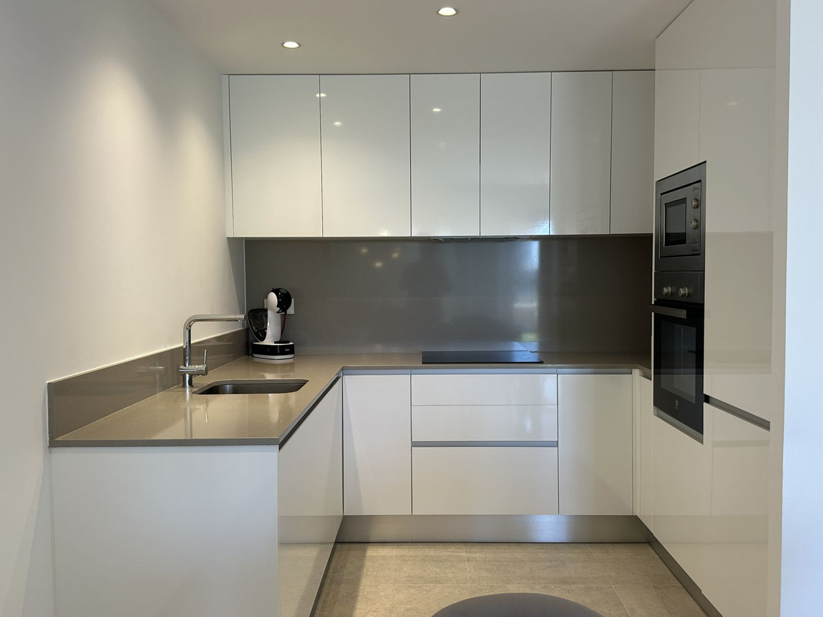 2 Bed Apartment for sale in Gran Alacant Costa Blanca, Alicante, Spain