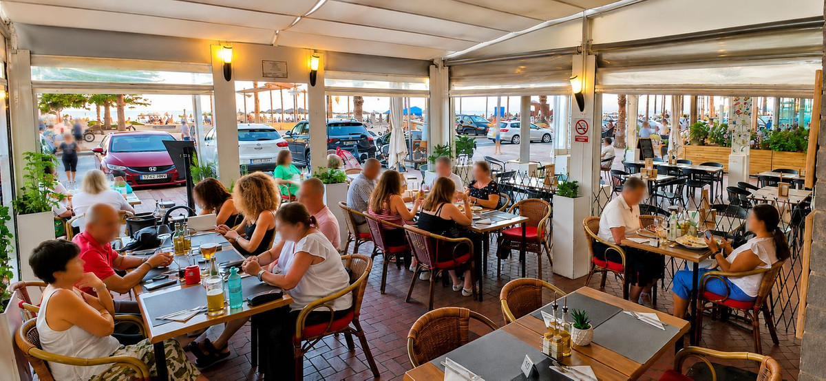Se vende Restaurante de 2 dormitorios en Costa Del Sol, Málaga, España