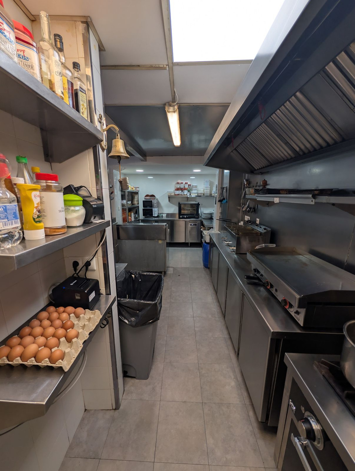 Se vende Restaurante de 2 dormitorios en Costa Del Sol, Málaga, España