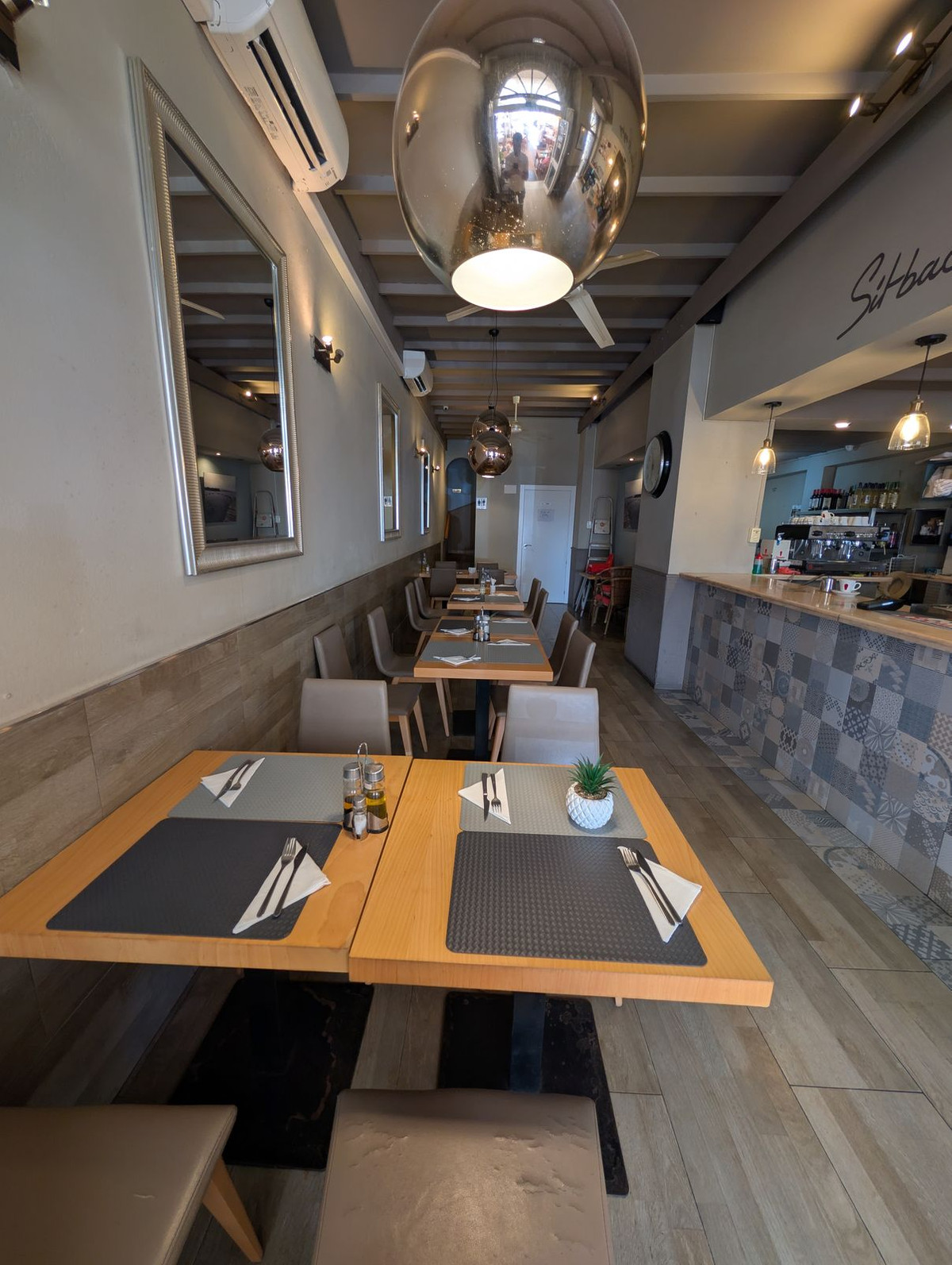 Se vende Restaurante de 2 dormitorios en Costa Del Sol, Málaga, España