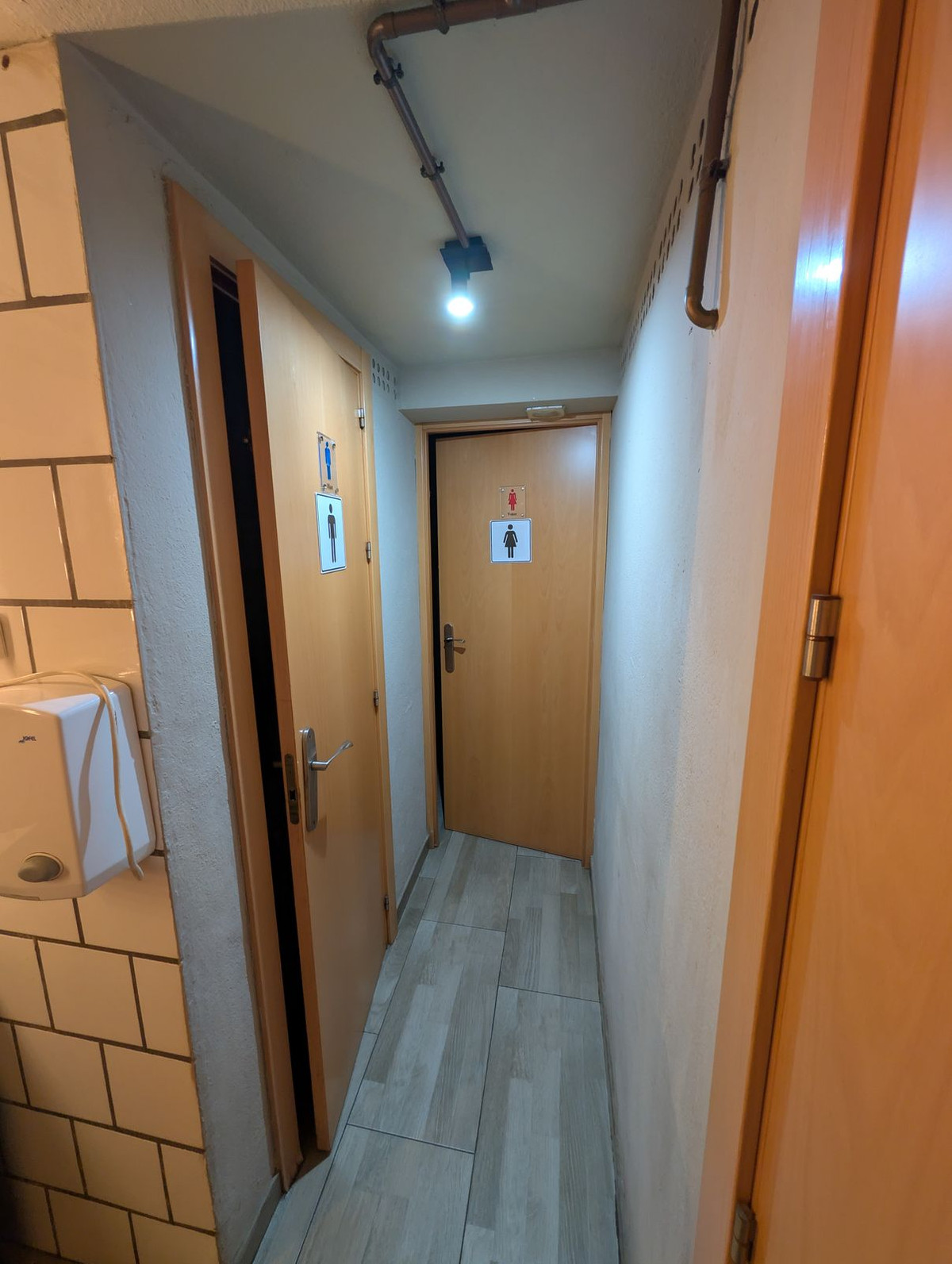 Se vende Restaurante de 2 dormitorios en Costa Del Sol, Málaga, España