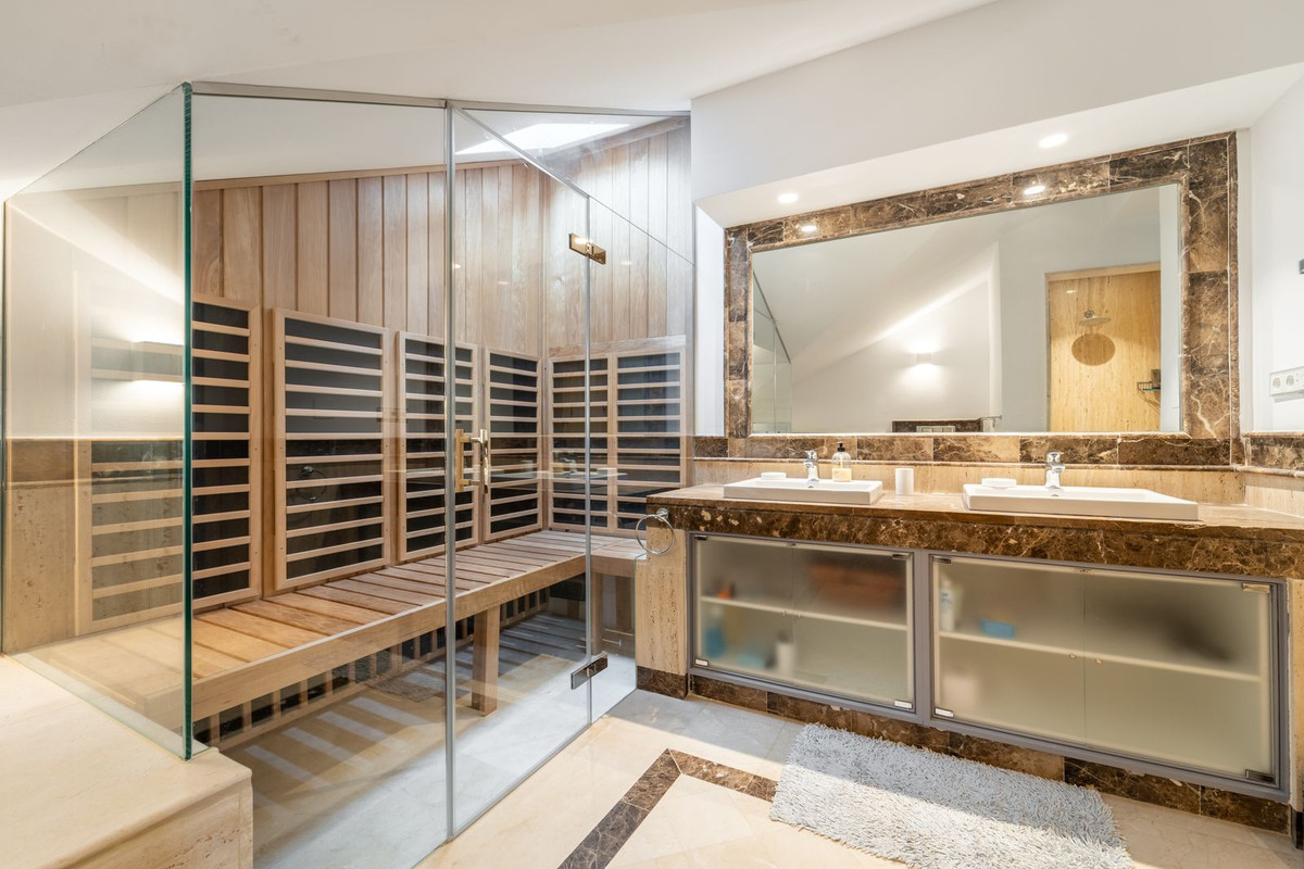Se vende Ático Dúplex de 5 dormitorios en Costa Del Sol, Málaga, España