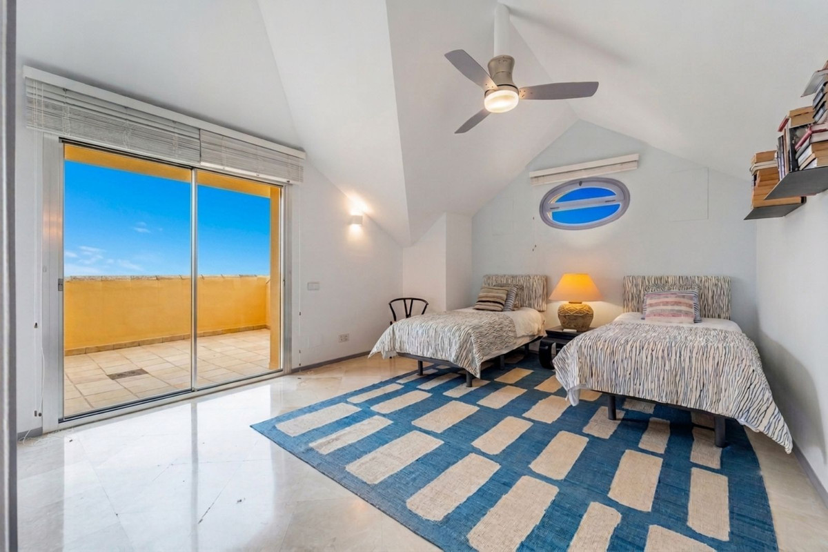 Se vende Ático Dúplex de 5 dormitorios en Costa Del Sol, Málaga, España