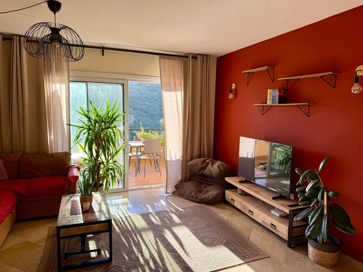 Se vende Apartamento Planta Media de 2 dormitorios en Costa Del Sol, Málaga, España