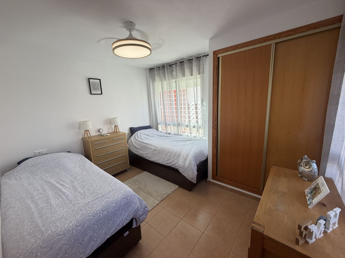 Se vende Pareada de 3 dormitorios en Costa Blanca, Alicante, España