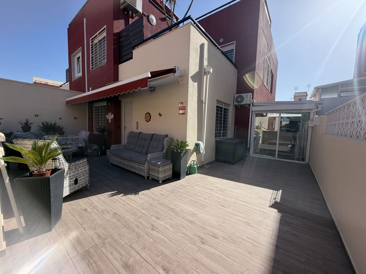 Se vende Pareada de 3 dormitorios en Costa Blanca, Alicante, España
