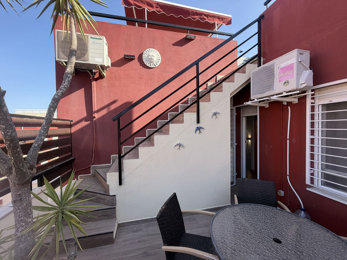 Se vende Pareada de 3 dormitorios en Costa Blanca, Alicante, España