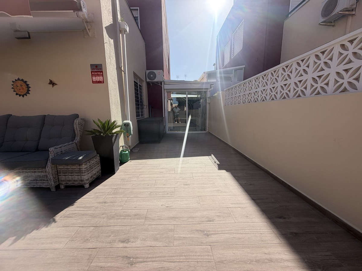 Se vende Pareada de 3 dormitorios en Costa Blanca, Alicante, España