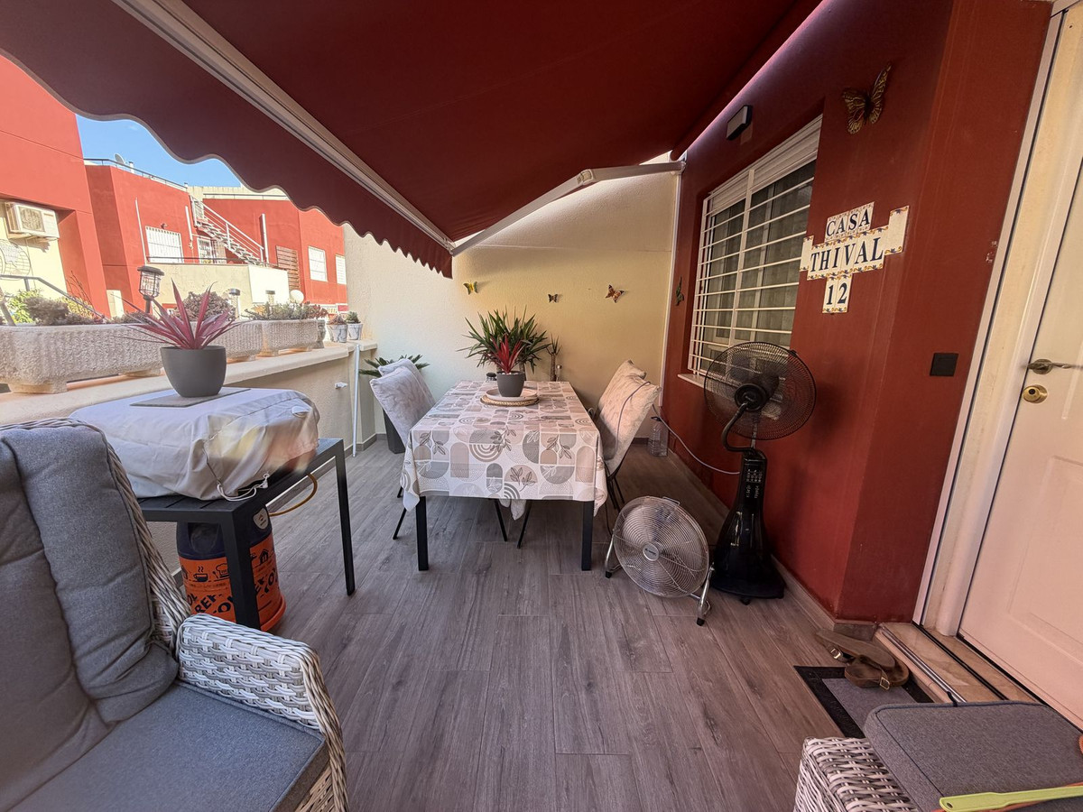 Se vende Pareada de 3 dormitorios en Costa Blanca, Alicante, España