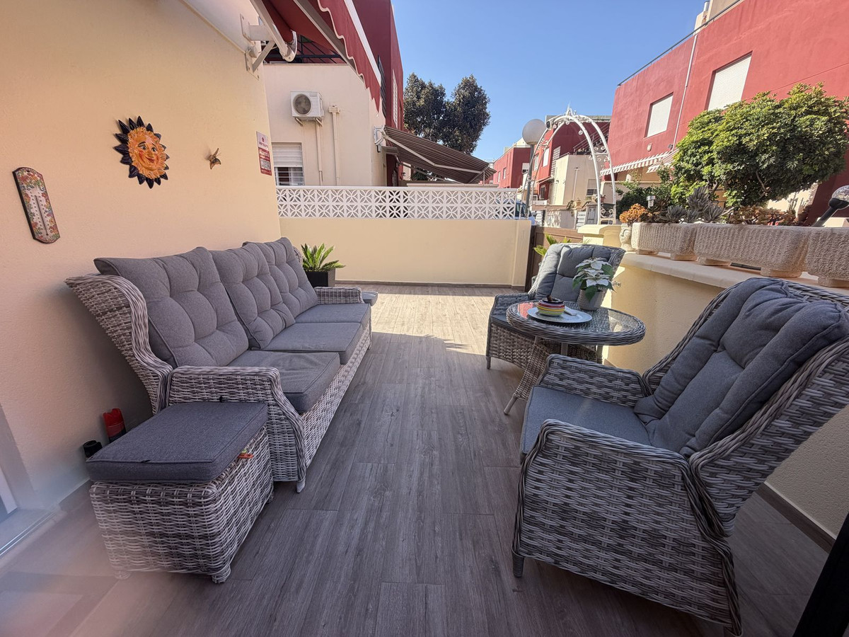 Se vende Pareada de 3 dormitorios en Costa Blanca, Alicante, España