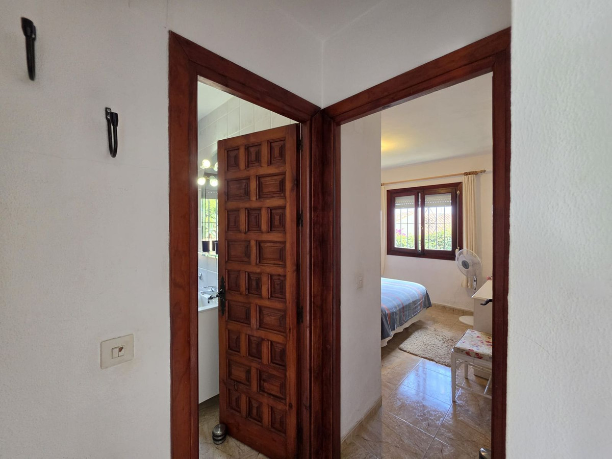 Se vende Villa - Chalet de 2 dormitorios en Costa Del Sol, Málaga, España