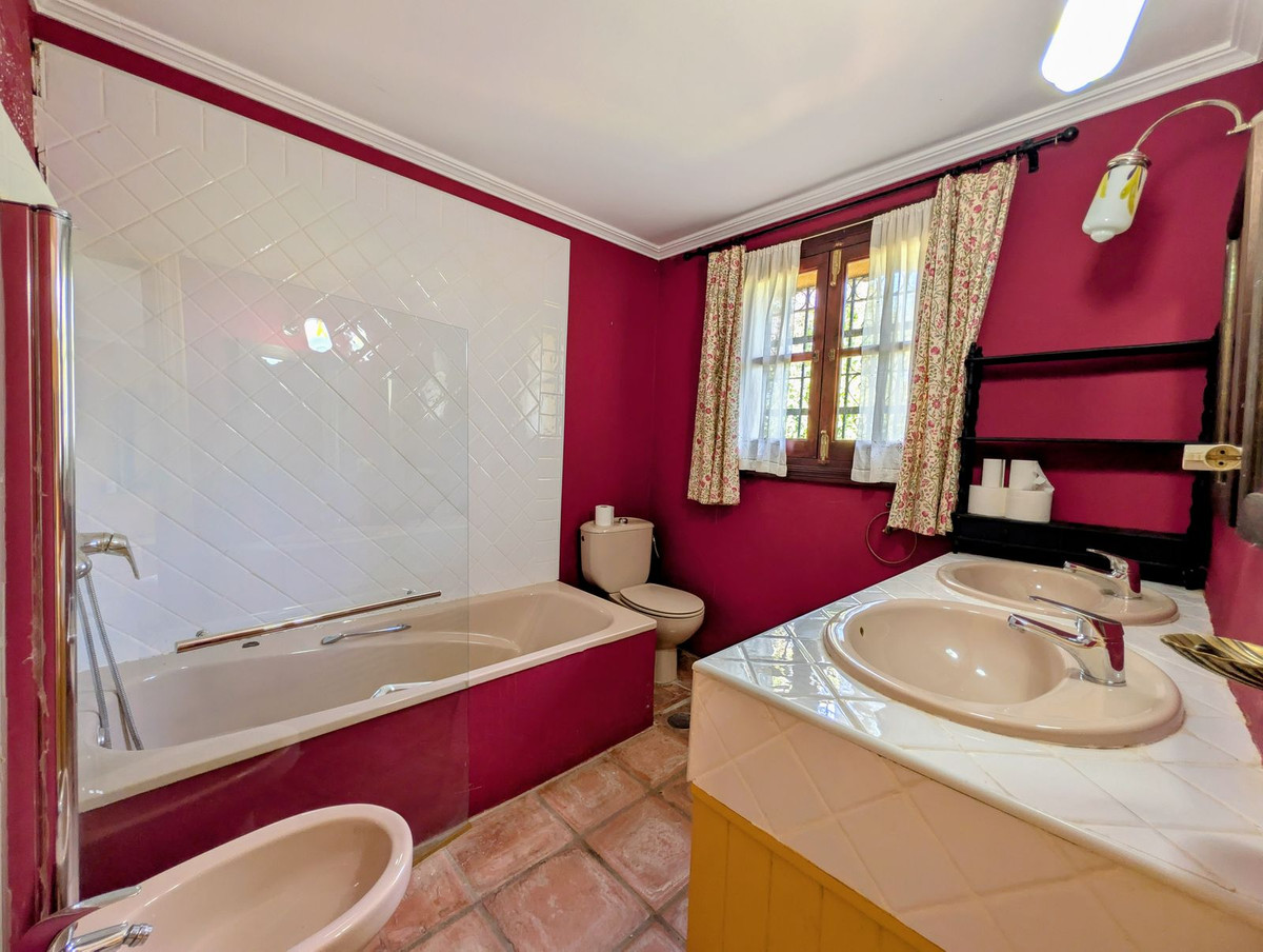Se vende Villa - Chalet de 2 dormitorios en Costa Del Sol, Málaga, España