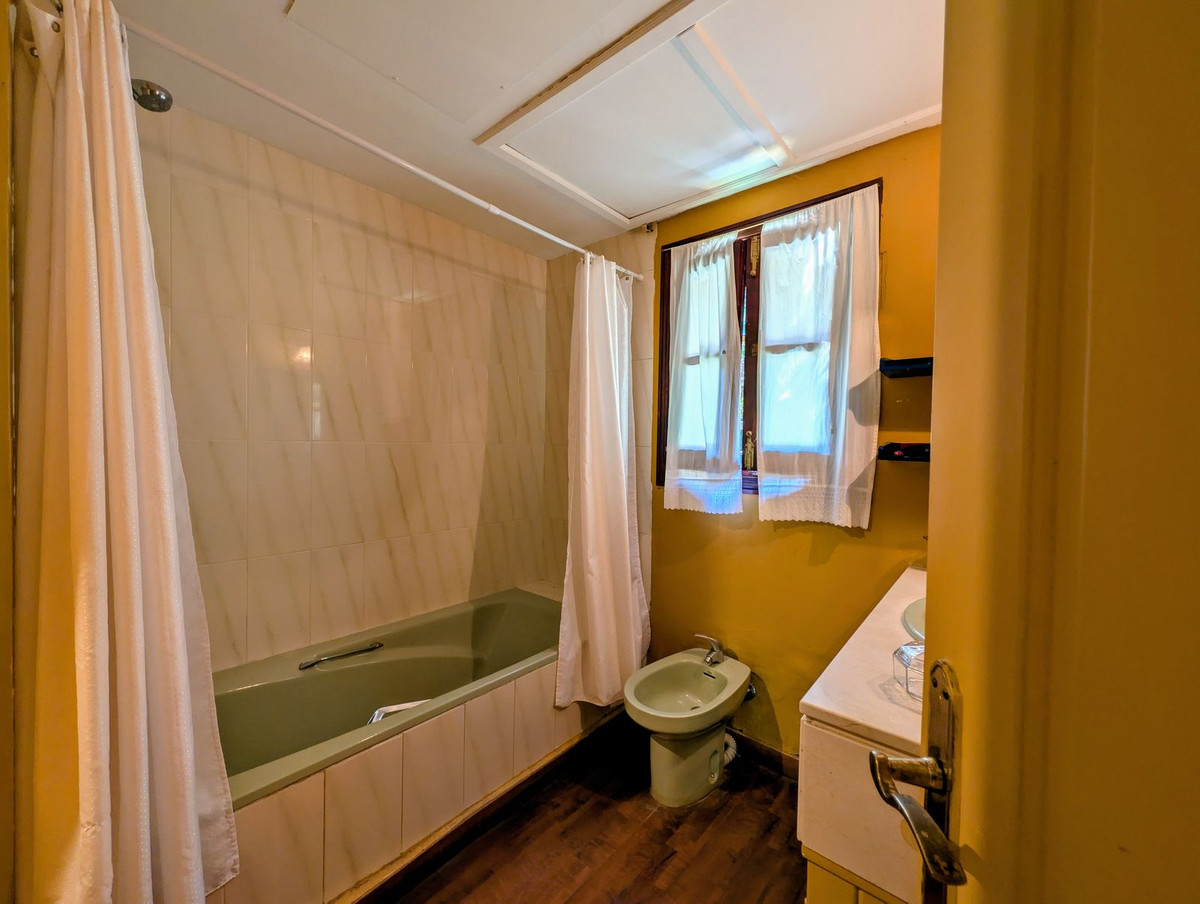 Se vende Villa - Chalet de 2 dormitorios en Costa Del Sol, Málaga, España