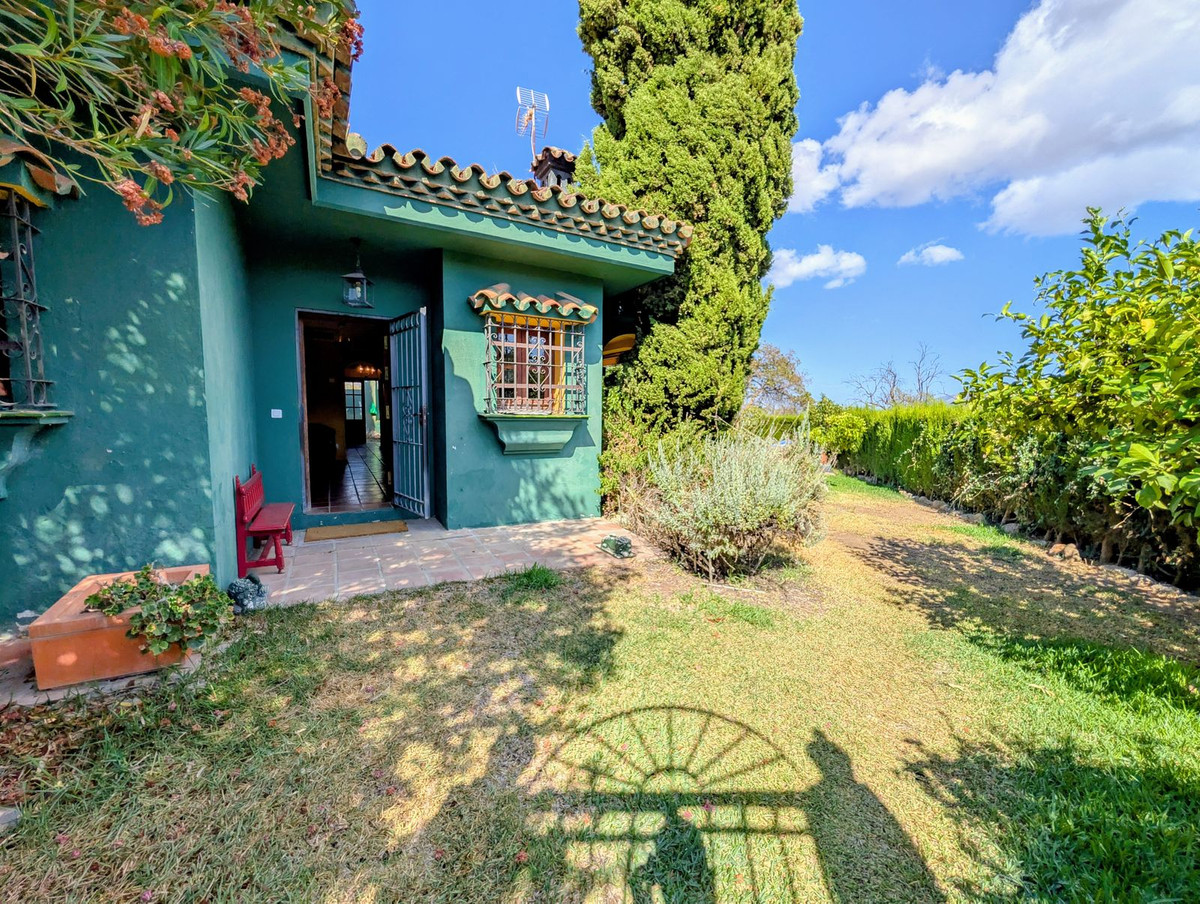 Se vende Villa - Chalet de 2 dormitorios en Costa Del Sol, Málaga, España