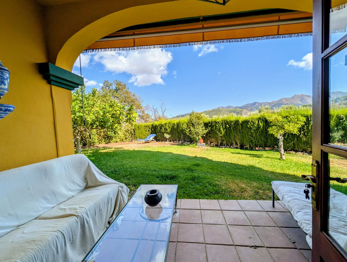 Se vende Villa - Chalet de 2 dormitorios en Costa Del Sol, Málaga, España