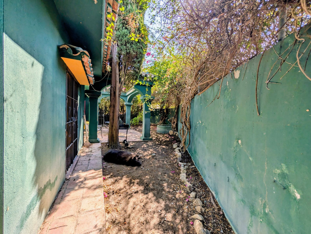 Se vende Villa - Chalet de 2 dormitorios en Costa Del Sol, Málaga, España