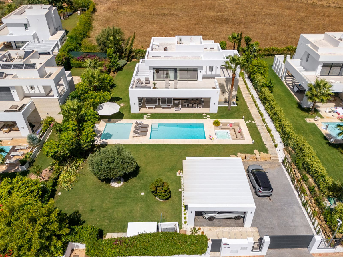 6 Bed Townhouse for sale in La Cala Golf Costa Del Sol, Málaga, Spain