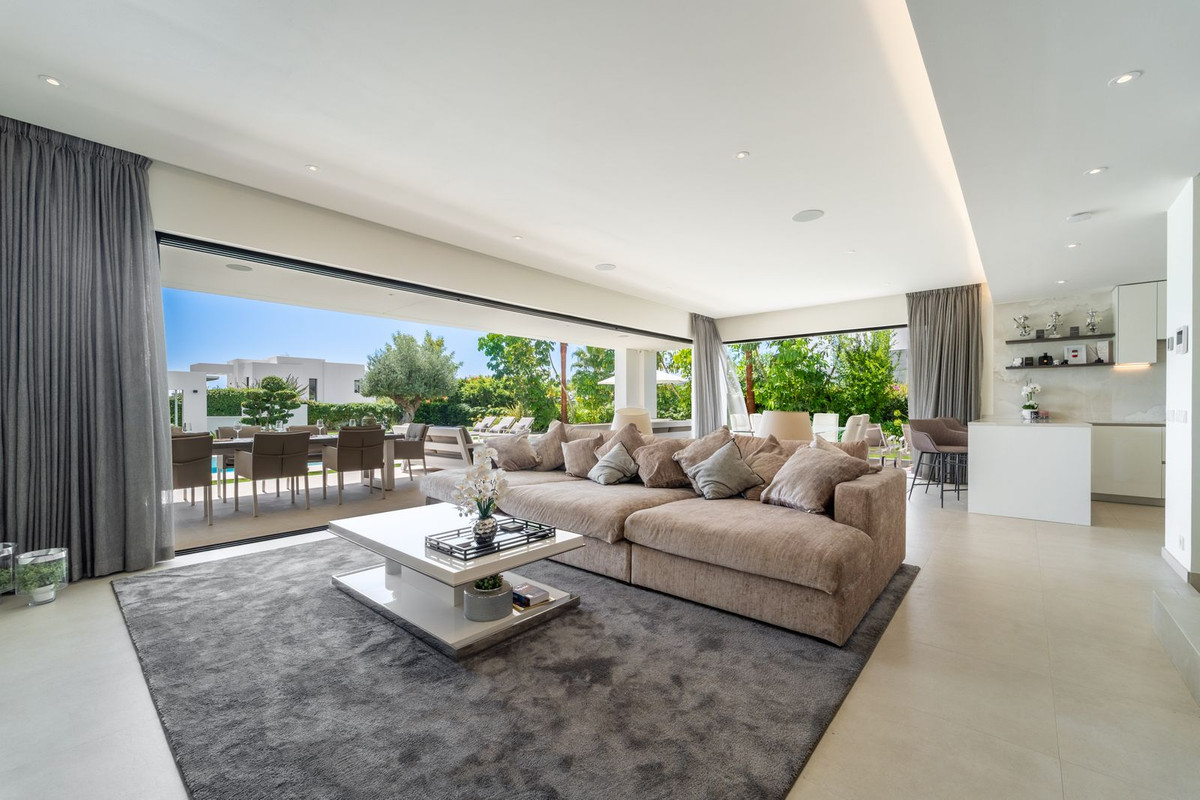 6 Bed Townhouse for sale in La Cala Golf Costa Del Sol, Málaga, Spain