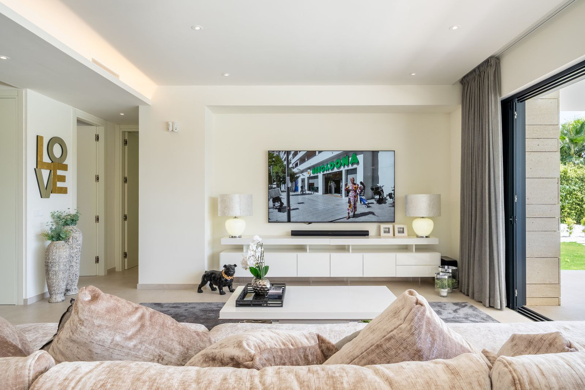 6 Bed Townhouse for sale in La Cala Golf Costa Del Sol, Málaga, Spain