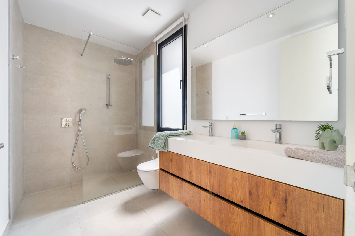 6 Bed Townhouse for sale in La Cala Golf Costa Del Sol, Málaga, Spain