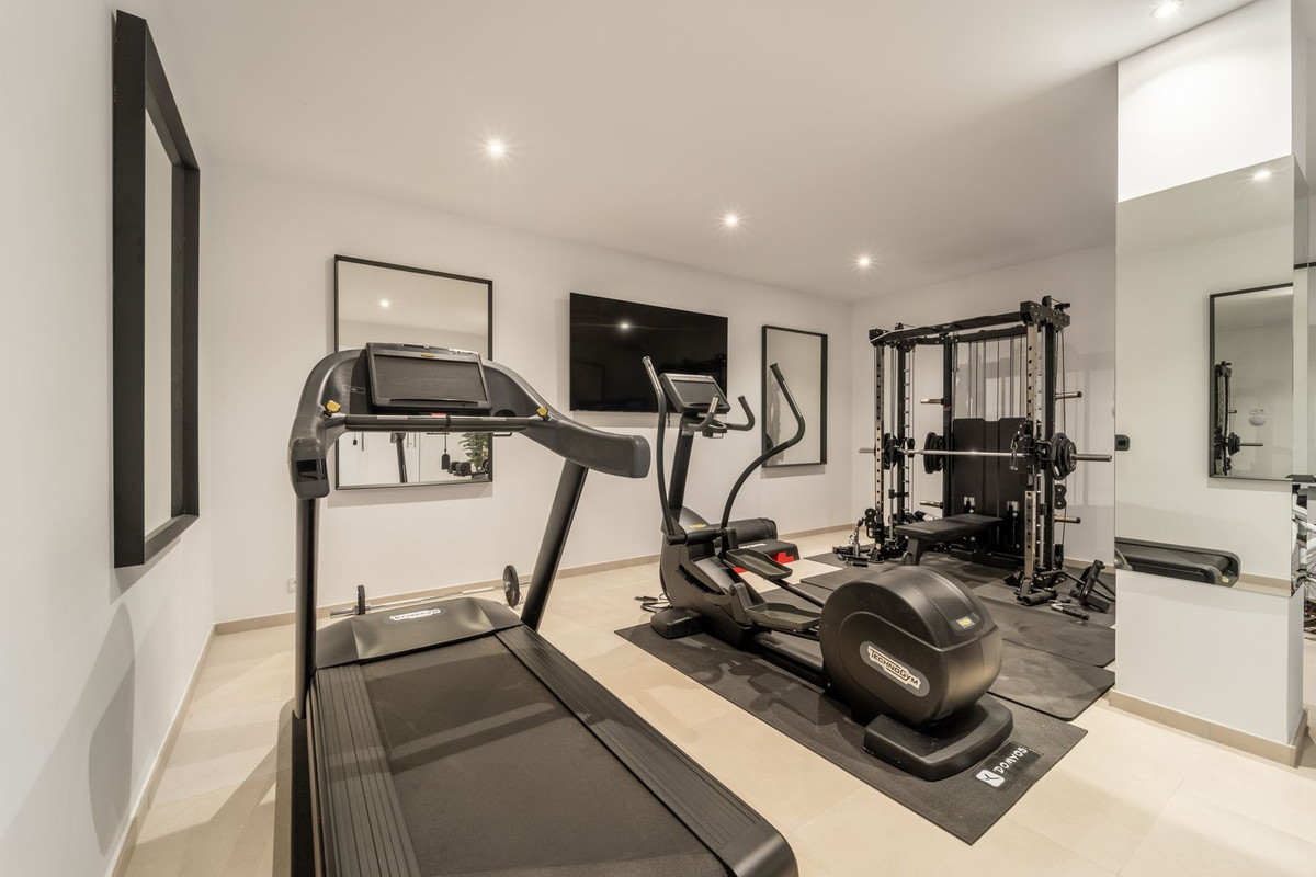 6 Bed Townhouse for sale in La Cala Golf Costa Del Sol, Málaga, Spain