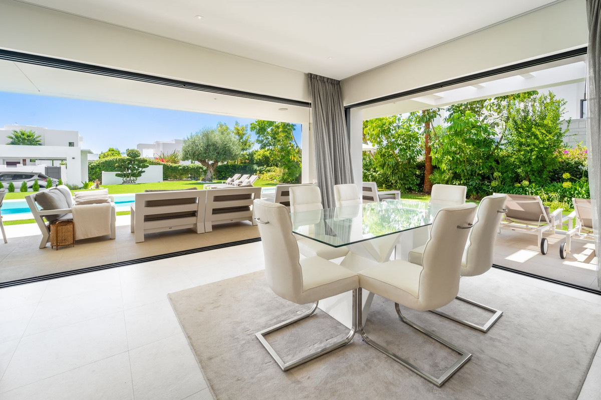 6 Bed Townhouse for sale in La Cala Golf Costa Del Sol, Málaga, Spain