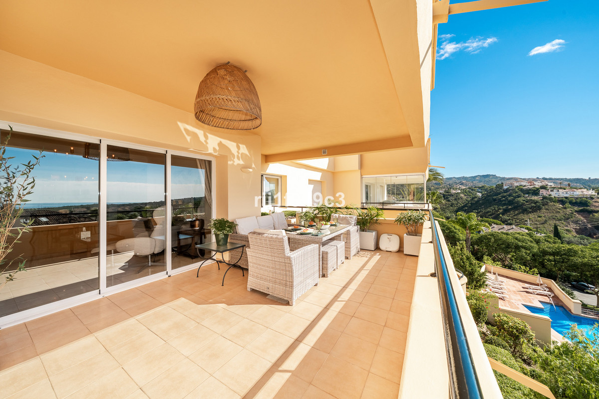 Se vende Apartamento Planta Media de 3 dormitorios en Costa Del Sol, Málaga, España