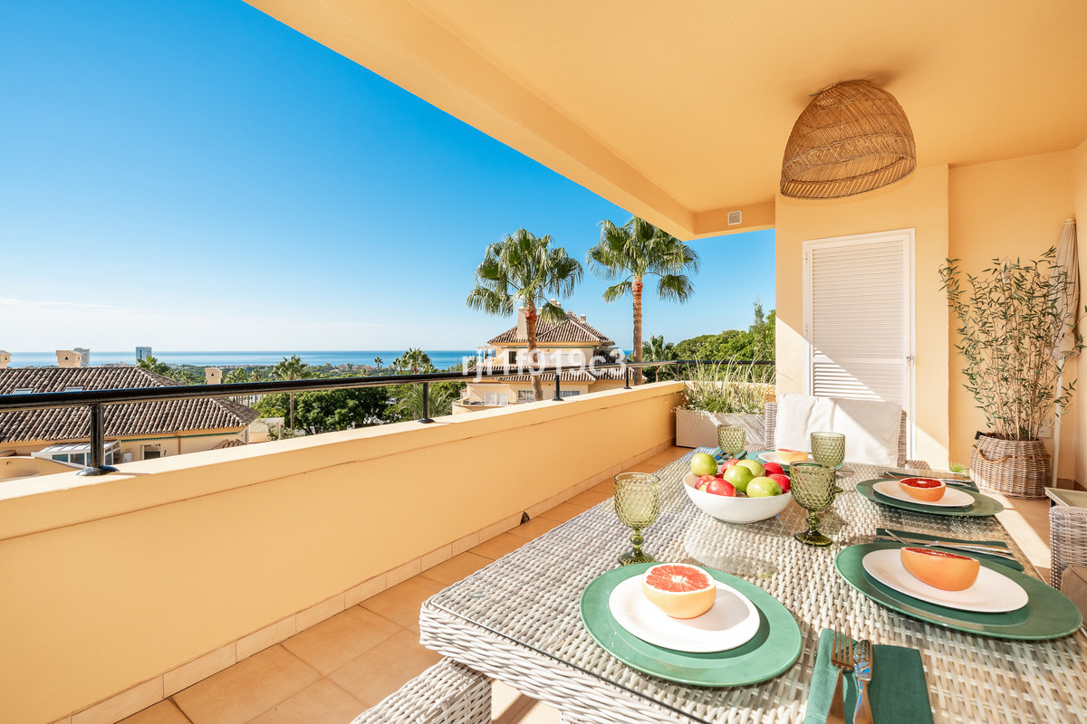 Se vende Apartamento Planta Media de 3 dormitorios en Costa Del Sol, Málaga, España